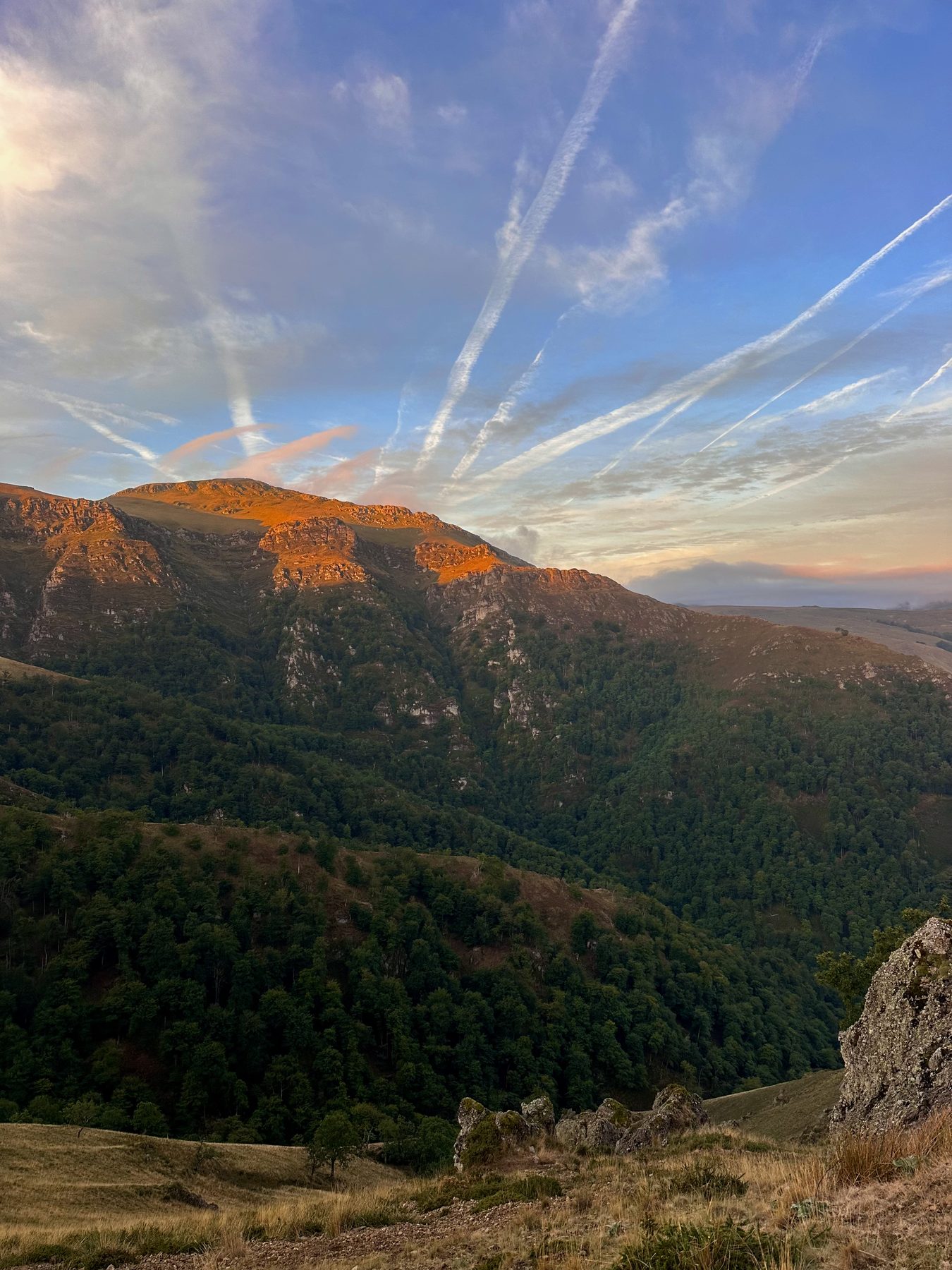 Micro-aventure Pyrenees High Day par ONAÏA